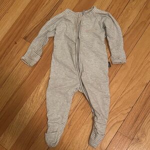 Bonds Gray Striped Kids Footie